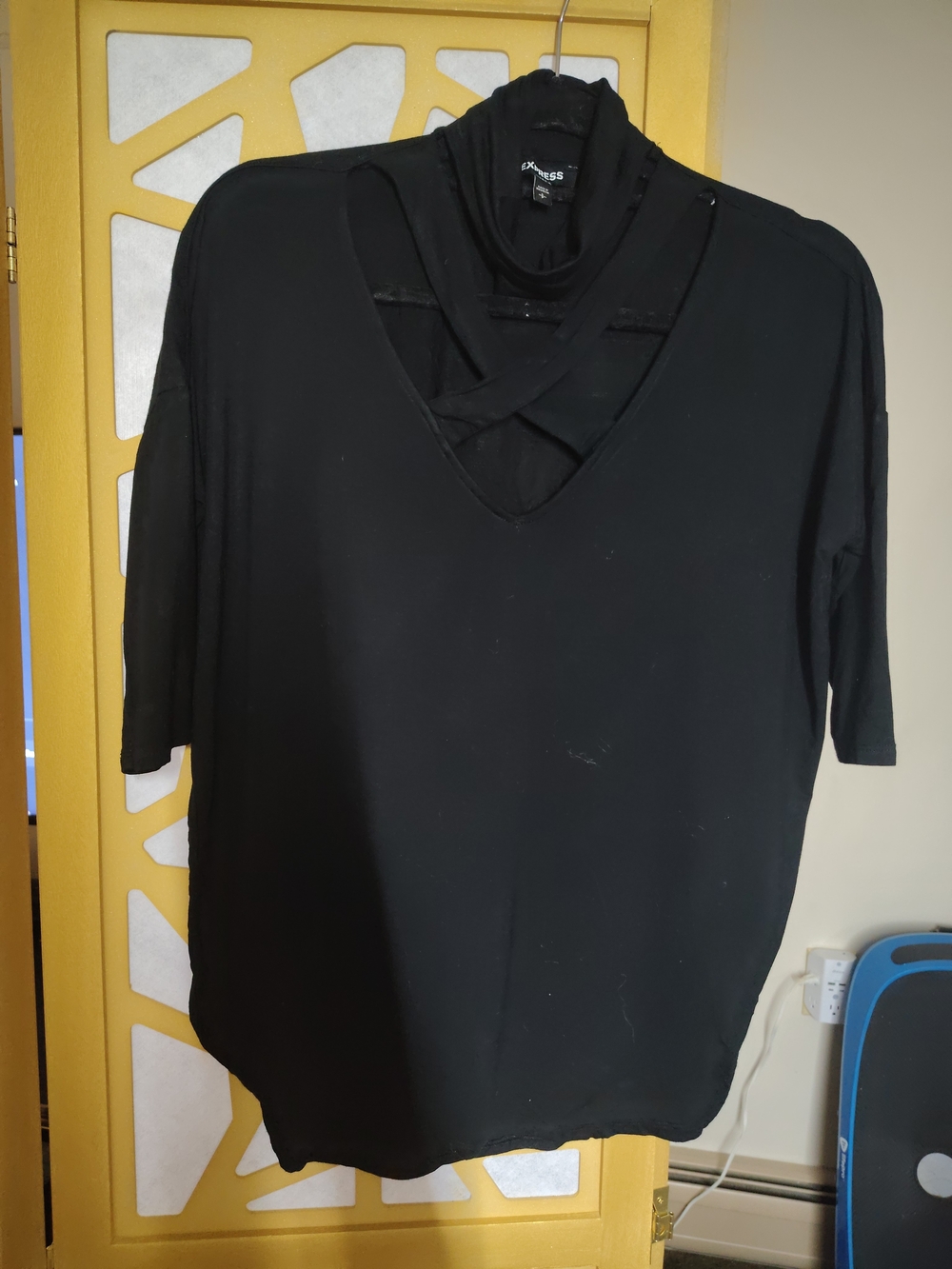 Express Black Short-Sleeve V-Neck Top with Crisscross Detail